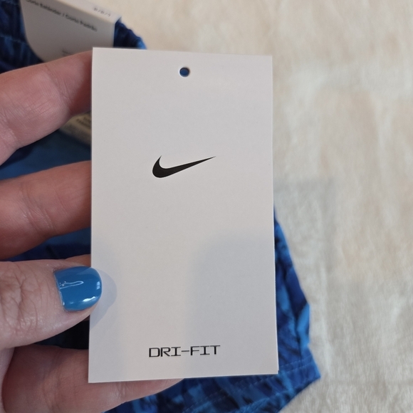 Nike Kids Large Blue Dri-Fit Training Shorts FQ4527-435 Abstract Print New - Picture 4 of 10